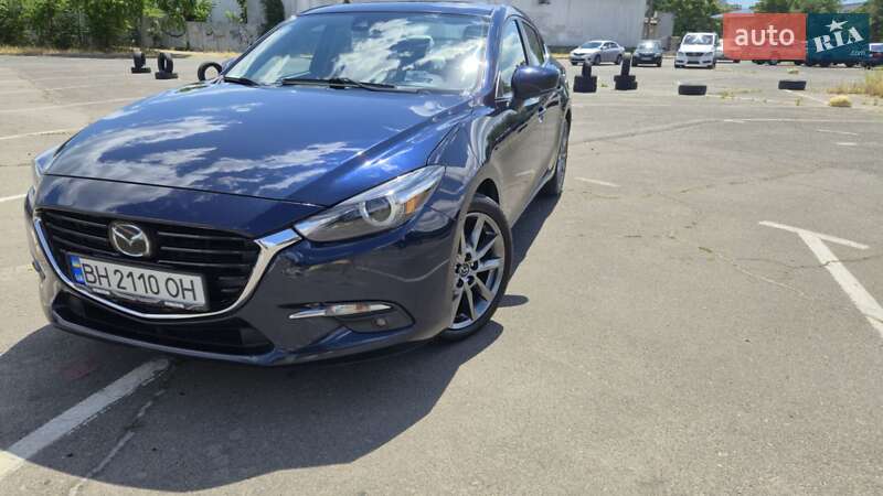 Седан Mazda 3 2018 в Одессе
