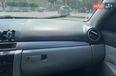 Седан Mazda 3 2004 в Березанці