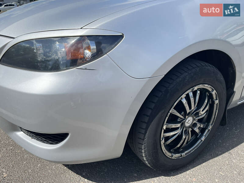 Седан Mazda 3 2004 в Одесі