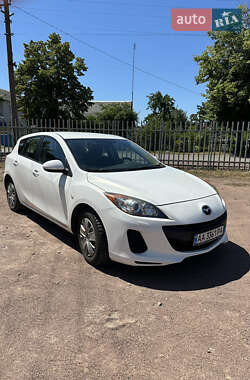 Хэтчбек Mazda 3 2011 в 