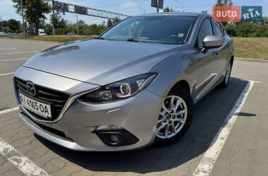 Седан Mazda 3 2015 в Киеве