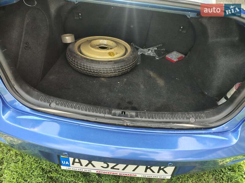 Седан Mazda 3 2005 в Харкові