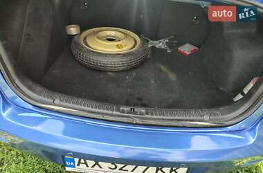 Седан Mazda 3 2005 в 