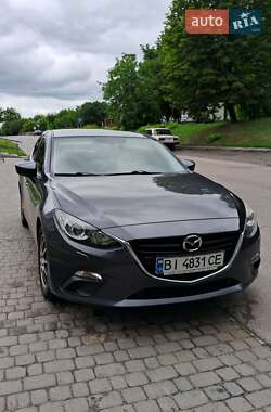 Седан Mazda 3 2016 в Полтаве