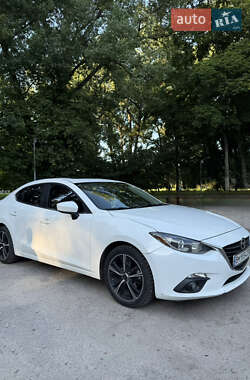 Седан Mazda 3 2015 в 