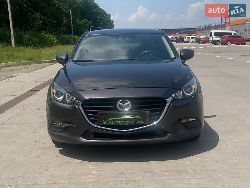 Седан Mazda 3 2017 в Киеве