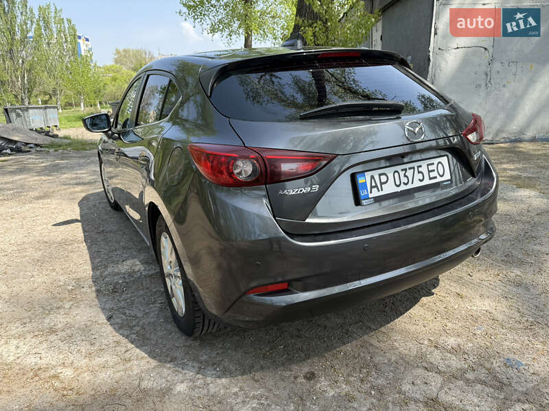 Хетчбек Mazda 3 2017 в Запоріжжі
