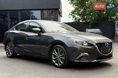 Седан Mazda 3 2015 в 