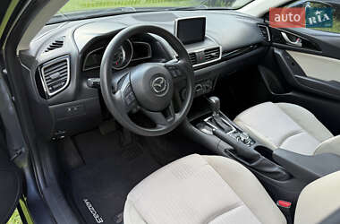 Седан Mazda 3 2015 в 
