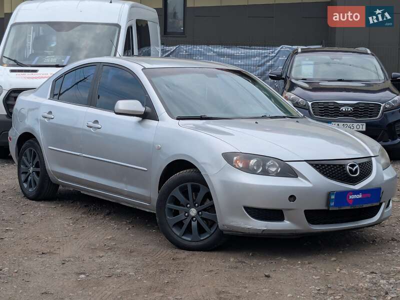 Седан Mazda 3 2004 в Киеве