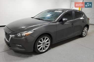 Хэтчбек Mazda 3 2017 в Сумах