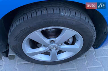 Седан Mazda 3 2006 в 