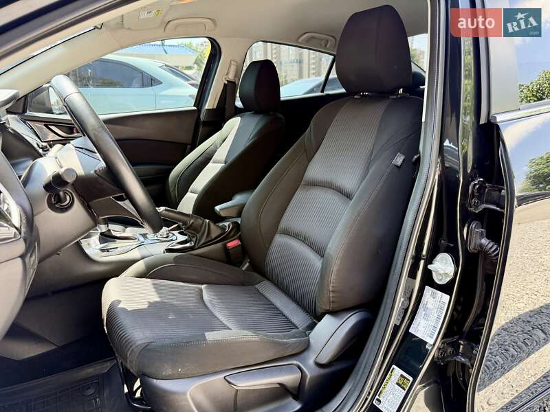 Седан Mazda 3 2014 в Харькове