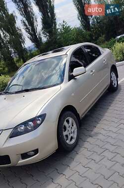 Седан Mazda 3 2007 в 