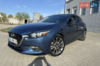 Хэтчбек Mazda 3 2018 в 