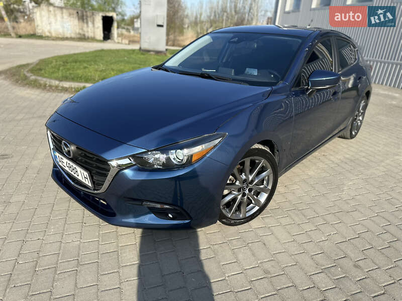 Хэтчбек Mazda 3 2018 в 
