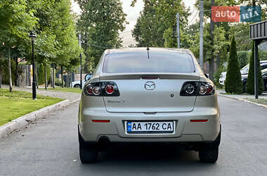 Седан Mazda 3 2007 в 