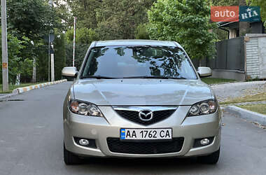 Седан Mazda 3 2007 в 