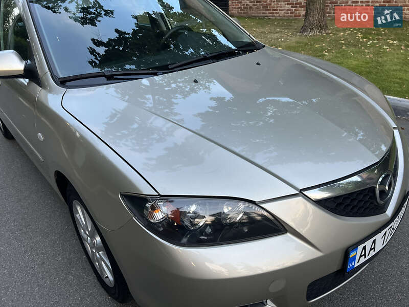 Седан Mazda 3 2007 в Києві