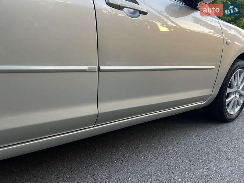 Седан Mazda 3 2007 в Києві
