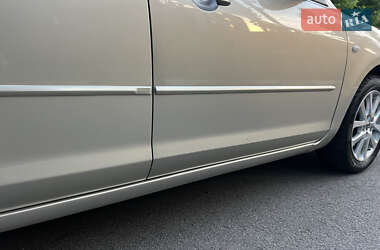 Седан Mazda 3 2007 в 