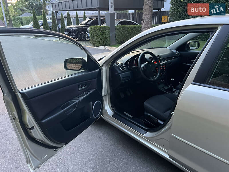 Седан Mazda 3 2007 в Києві