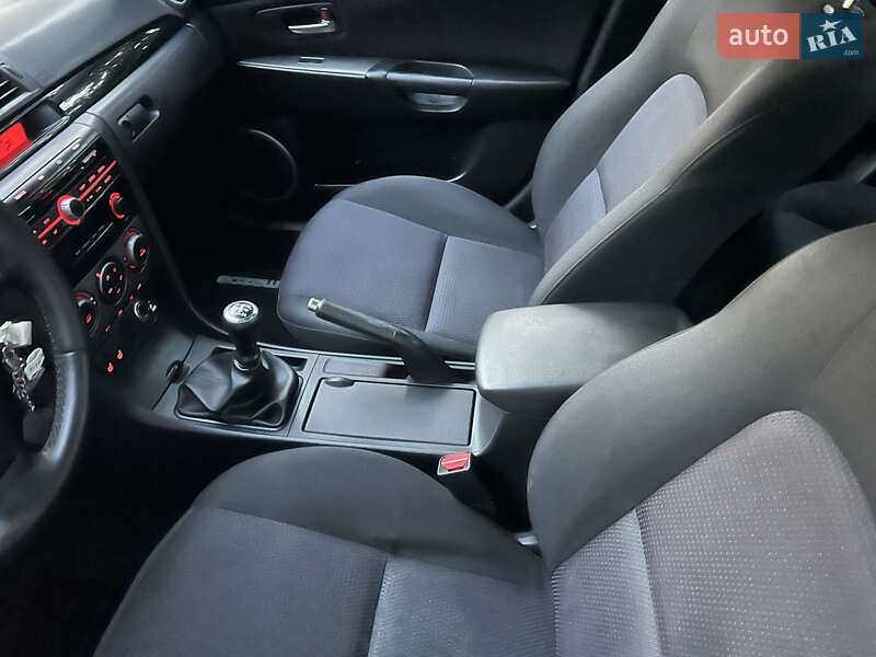 Седан Mazda 3 2007 в Києві