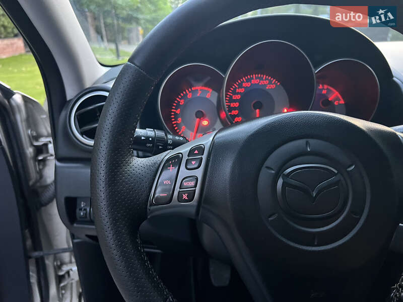 Седан Mazda 3 2007 в Києві