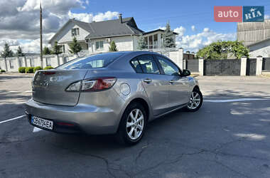 Седан Mazda 3 2010 в 