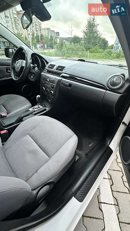 Седан Mazda 3 2007 в Хмельницком