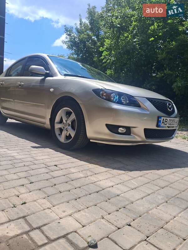 Седан Mazda 3 2007 в Виннице