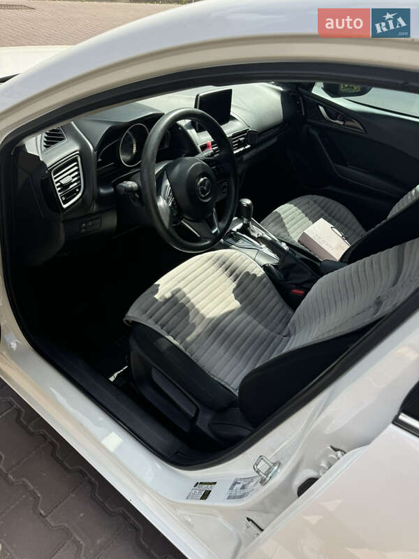 Хетчбек Mazda 3 2015 в Києві