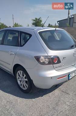 Хэтчбек Mazda 3 2007 в 