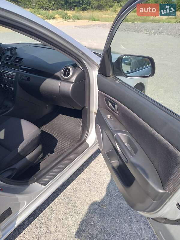 Хетчбек Mazda 3 2007 в Дніпрі