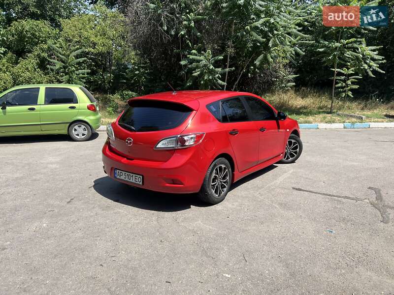 Хэтчбек Mazda 3 2012 в Запорожье