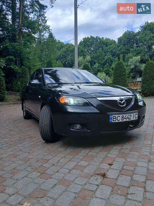 Седан Mazda 3 2006 в Трускавце