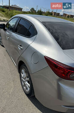 Седан Mazda 3 2013 в 
