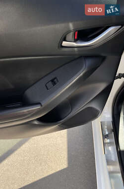 Хетчбек Mazda 3 2013 в 