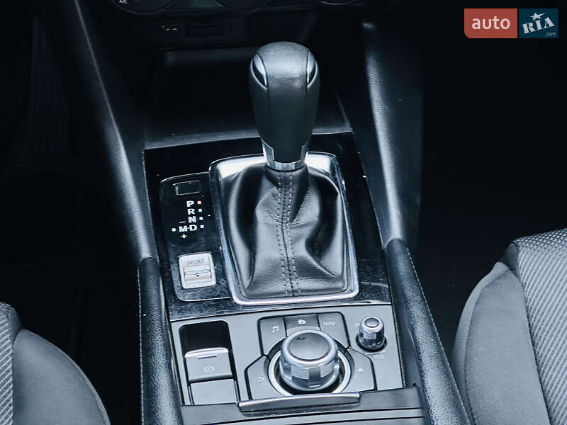 Седан Mazda 3 2016 в Харкові