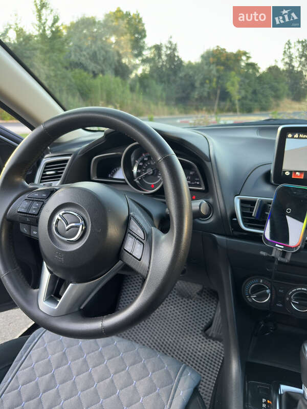 Седан Mazda 3 2015 в Ізмаїлі фото 25 Седан Mazda 3 2015 в Ізмаїлі