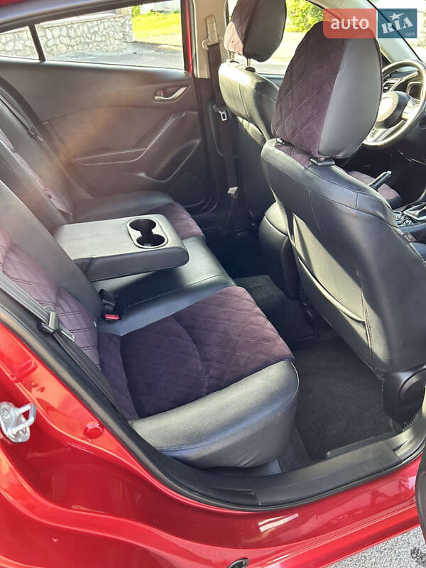 Хэтчбек Mazda 3 2014 в Тернополе
