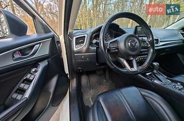 Седан Mazda 3 2018 в 