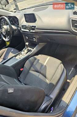 Хэтчбек Mazda 3 2018 в 