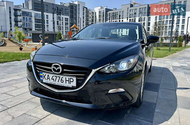 Седан Mazda 3 2015 в 