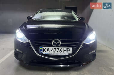 Седан Mazda 3 2015 в 