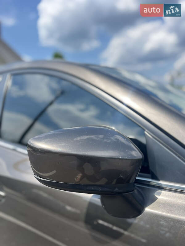 Хэтчбек Mazda 3 2015 в Виннице