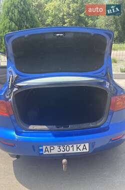 Седан Mazda 3 2004 в Запоріжжі