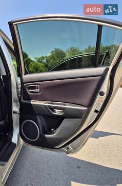 Седан Mazda 3 2006 в 