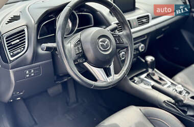 Седан Mazda 3 2014 в 