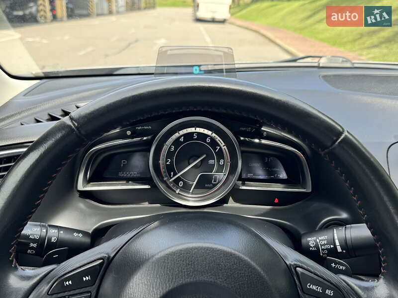 Седан Mazda 3 2014 в Киеве